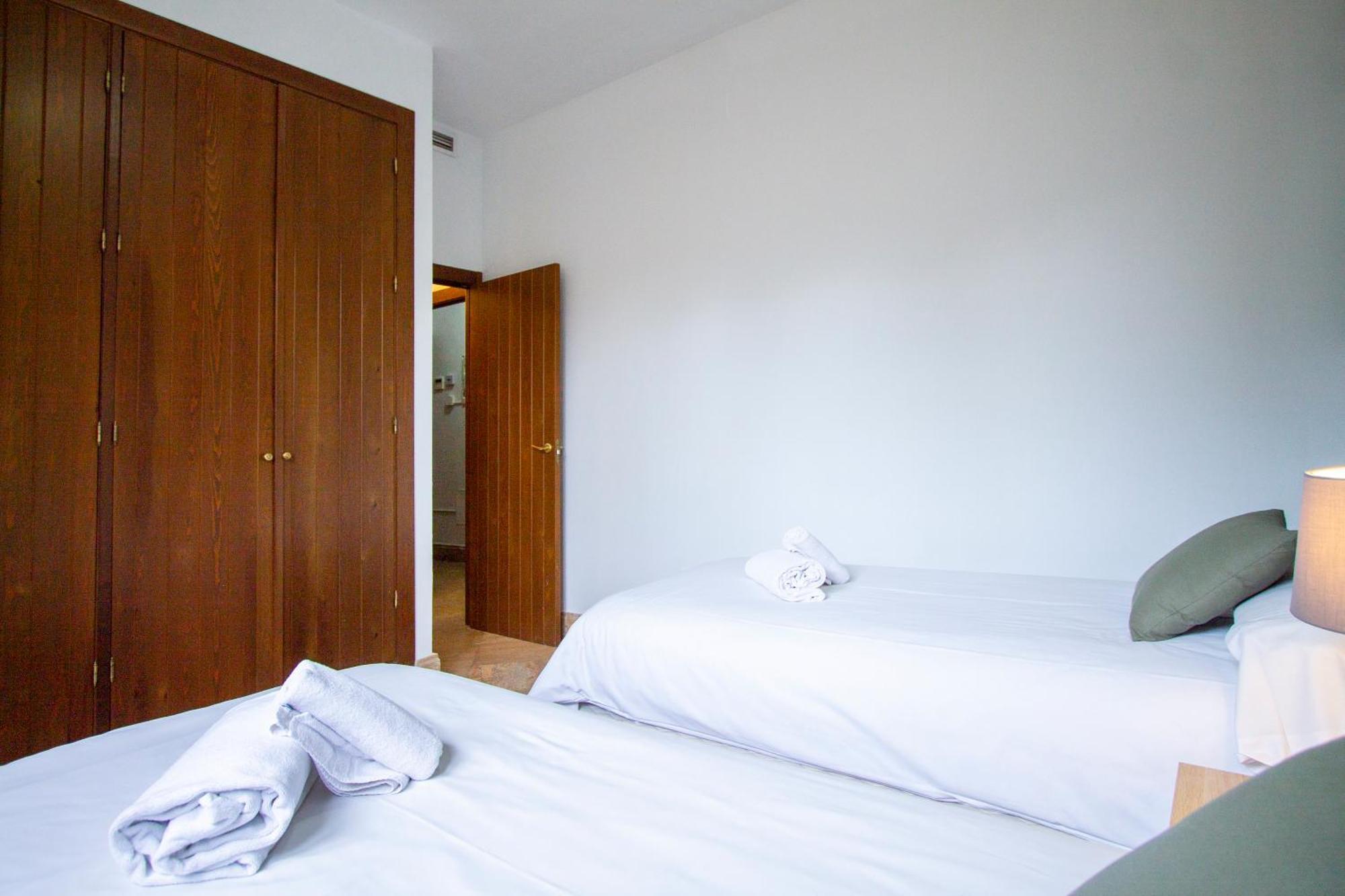 Apartamentos Villablino Arturo Soria Madrid Ngoại thất bức ảnh