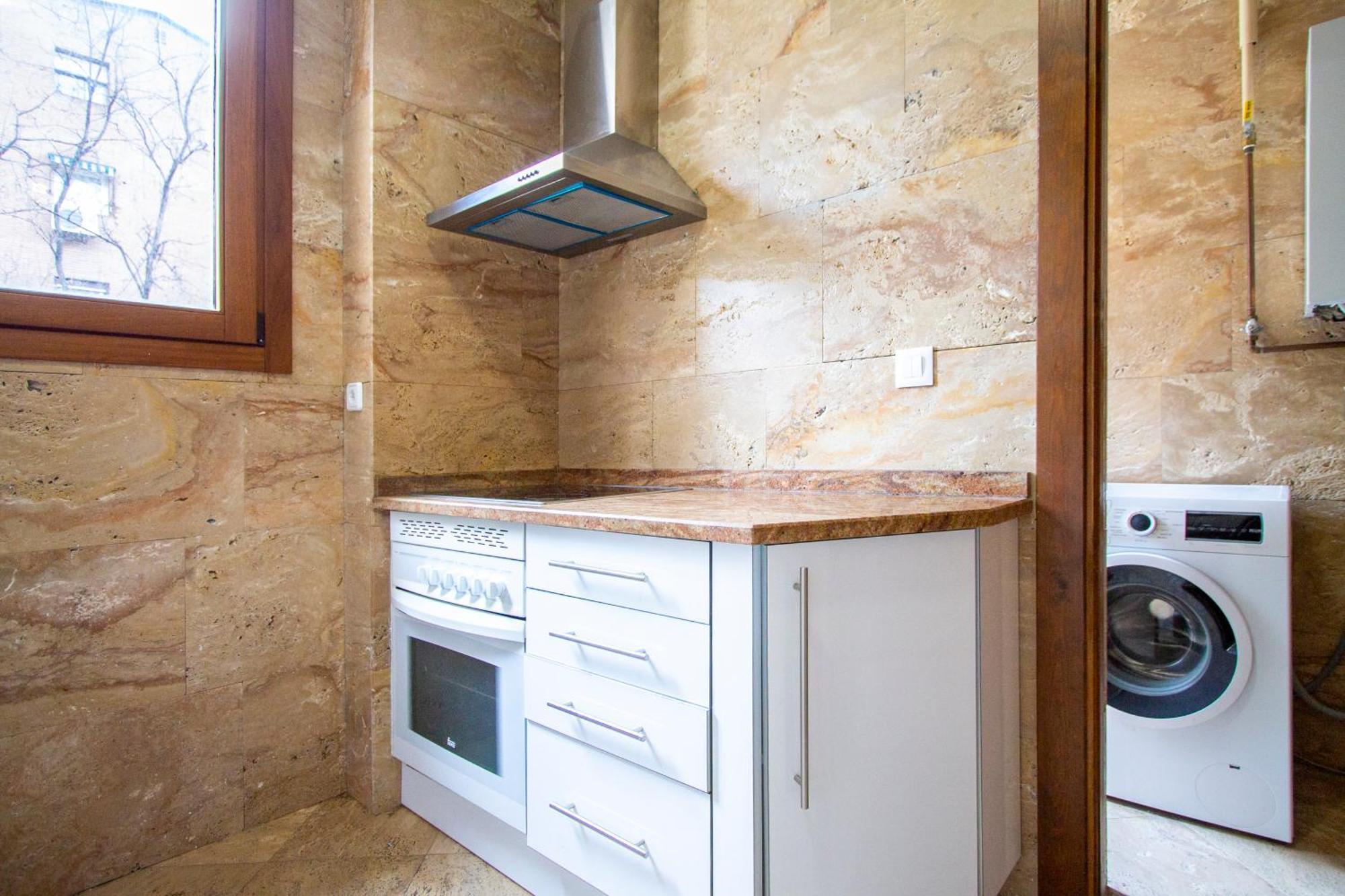 Apartamentos Villablino Arturo Soria Madrid Ngoại thất bức ảnh