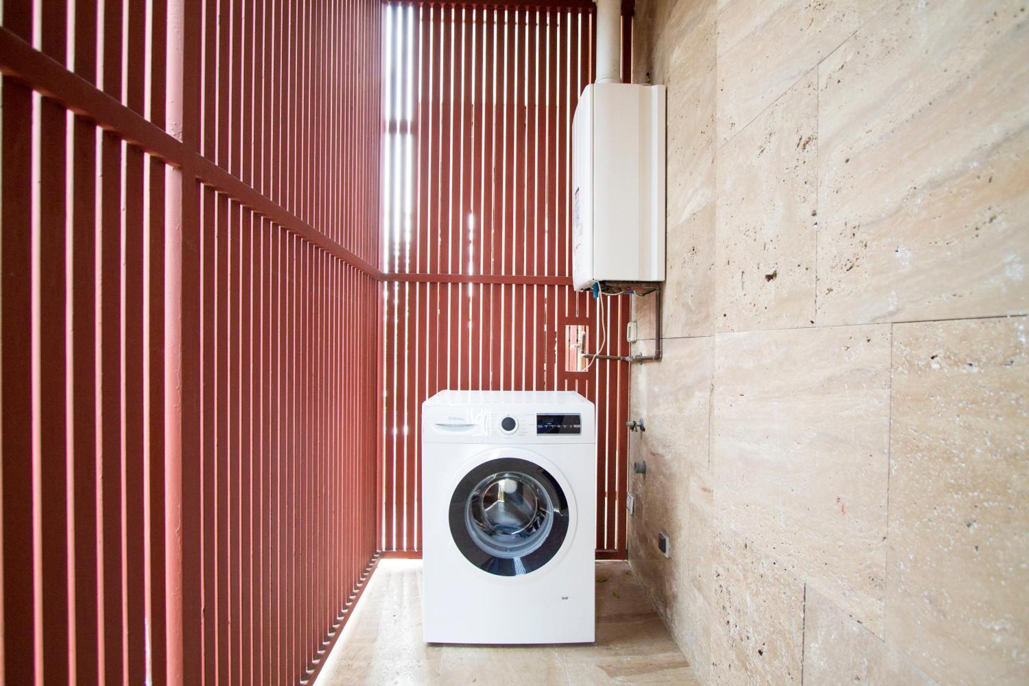 Apartamentos Villablino Arturo Soria Madrid Ngoại thất bức ảnh
