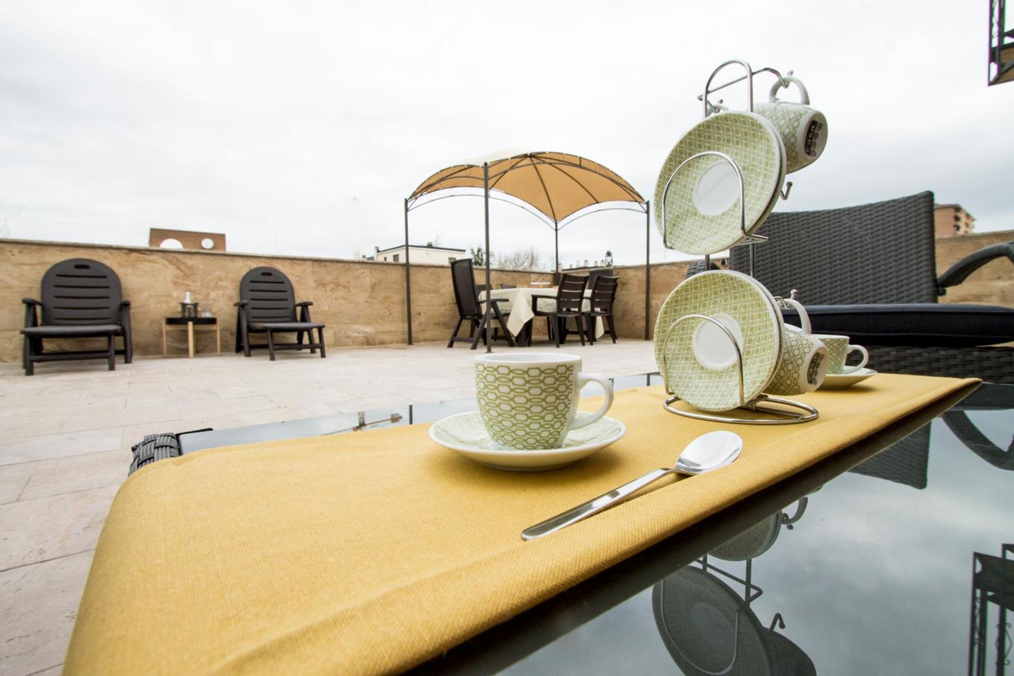 Apartamentos Villablino Arturo Soria Madrid Ngoại thất bức ảnh