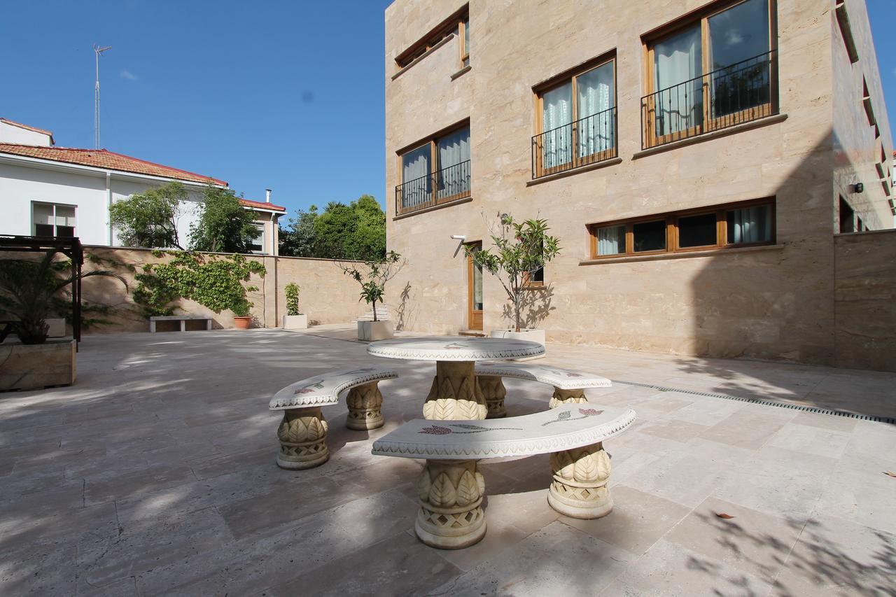 Apartamentos Villablino Arturo Soria Madrid Ngoại thất bức ảnh